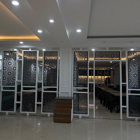 Hotel Zoon Dabb Srinagar Airport Kashmir ภายนอก รูปภาพ
