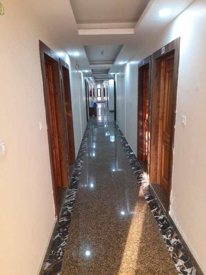 Hotel Zoon Dabb Srinagar Airport Kashmir ภายนอก รูปภาพ