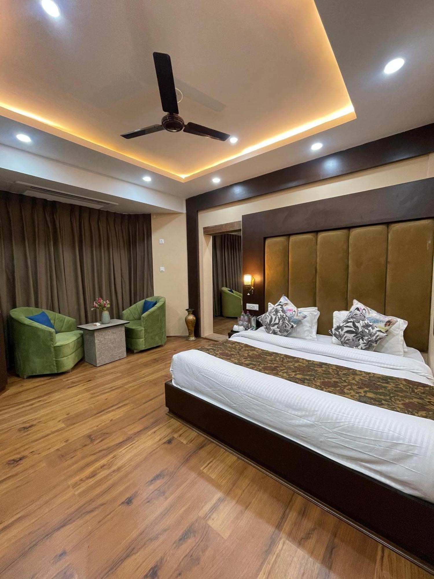 Hotel Zoon Dabb Srinagar Airport Kashmir ภายนอก รูปภาพ